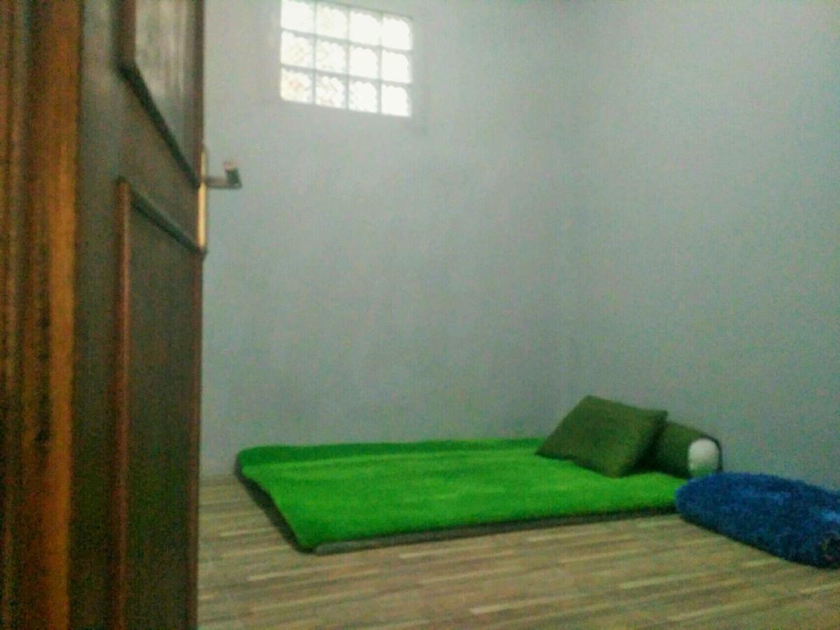 Homestay Bumi Asri III Cikutra Бандунг Экстерьер фото
